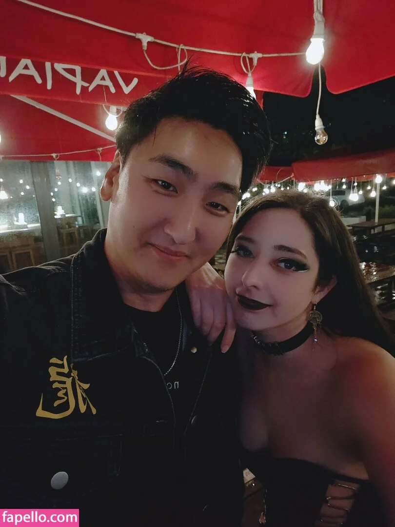 Mikomi Hokina Onlyfans Photo Gallery 