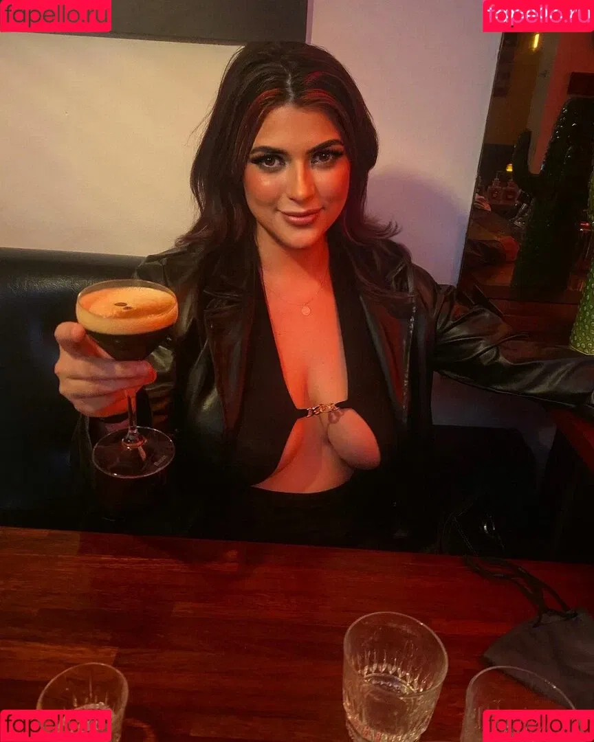 Bec Danaher Onlyfans Photo Gallery 