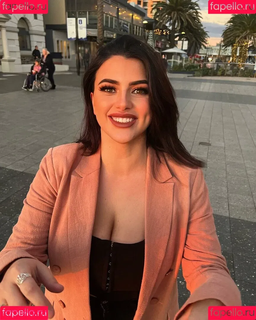 Bec Danaher Onlyfans Photo Gallery 