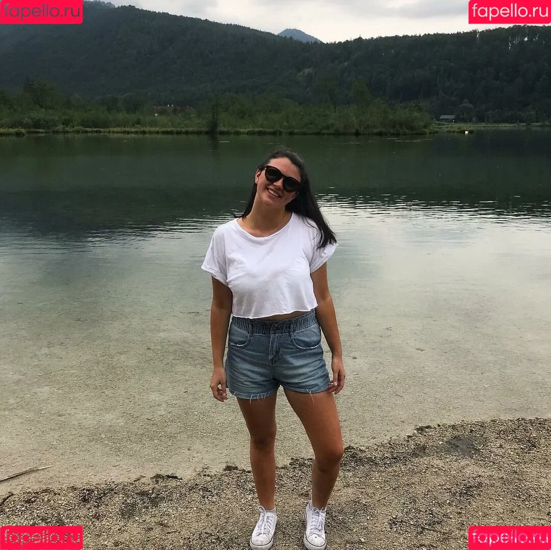 Bec Danaher Onlyfans Photo Gallery 