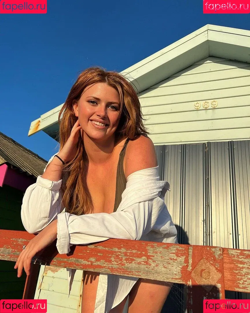Bec Danaher Onlyfans Photo Gallery 