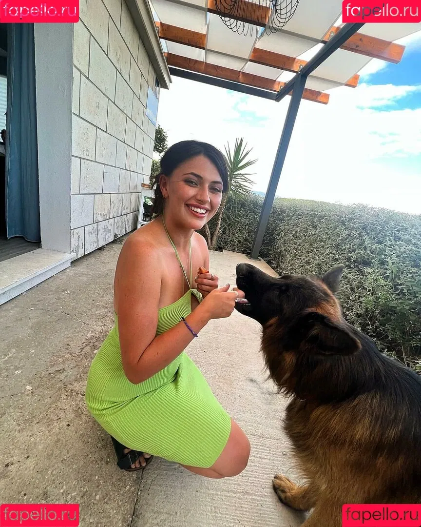 Bec Danaher Onlyfans Photo Gallery 