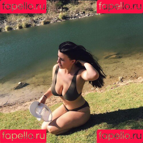 Bec Danaher Onlyfans Photo Gallery 