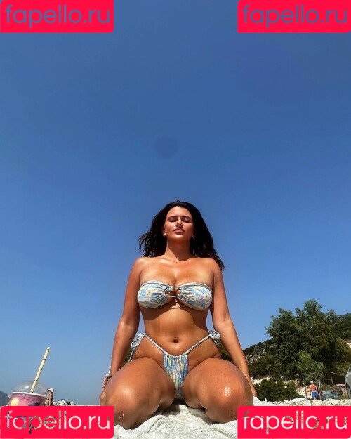 Bec Danaher Onlyfans Photo Gallery 