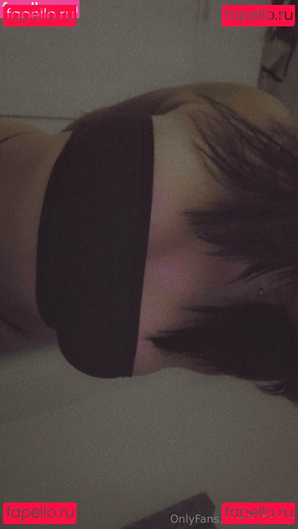 caperucitarosaof Onlyfans Photo Gallery 