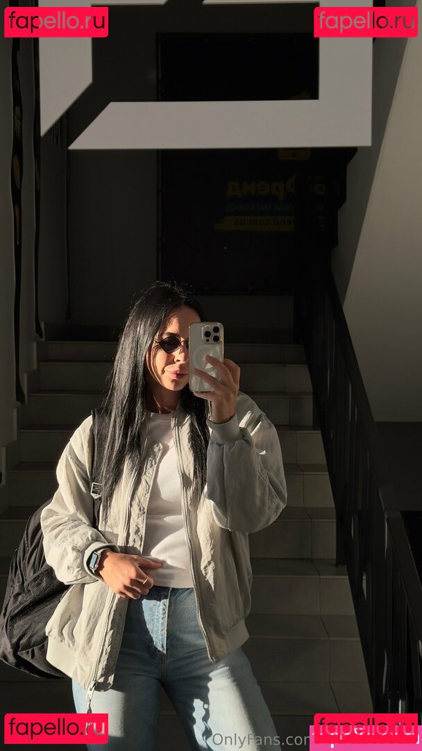 evelien_murano / eveliennmai Onlyfans Photo Gallery 