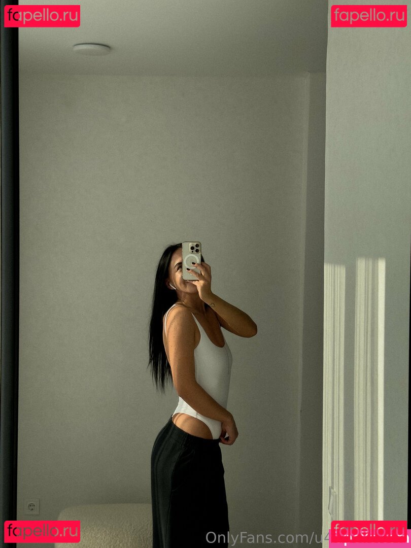 evelien_murano / eveliennmai Onlyfans Photo Gallery 