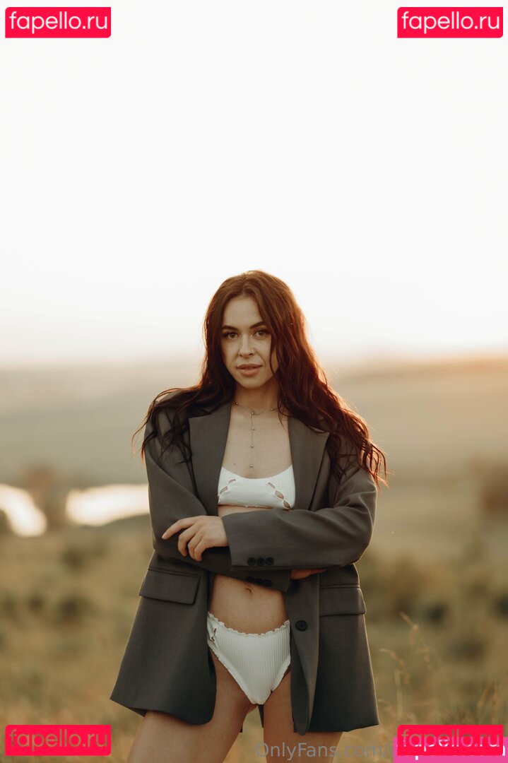 evelien_murano / eveliennmai Onlyfans Photo Gallery 