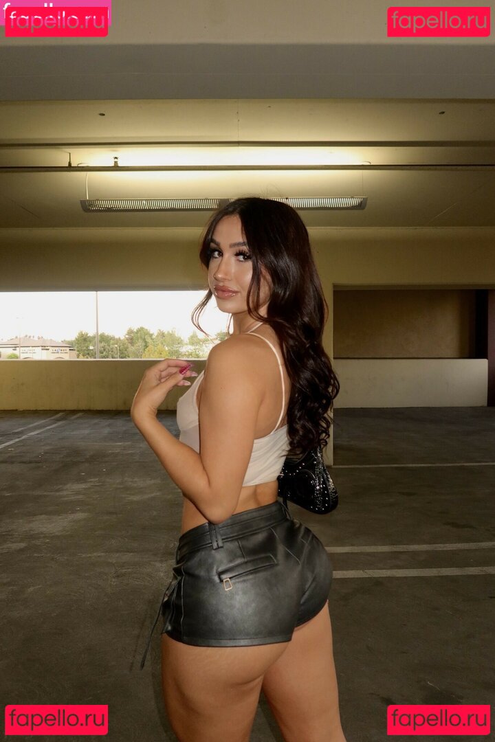 Sissamariee / sissaaa Onlyfans Photo Gallery 