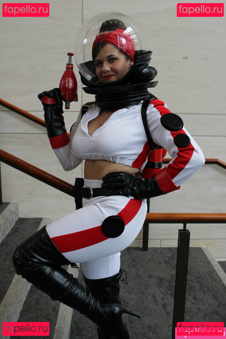 lady_albedo_96 / ladyalbedocosplay Onlyfans Photo Gallery 