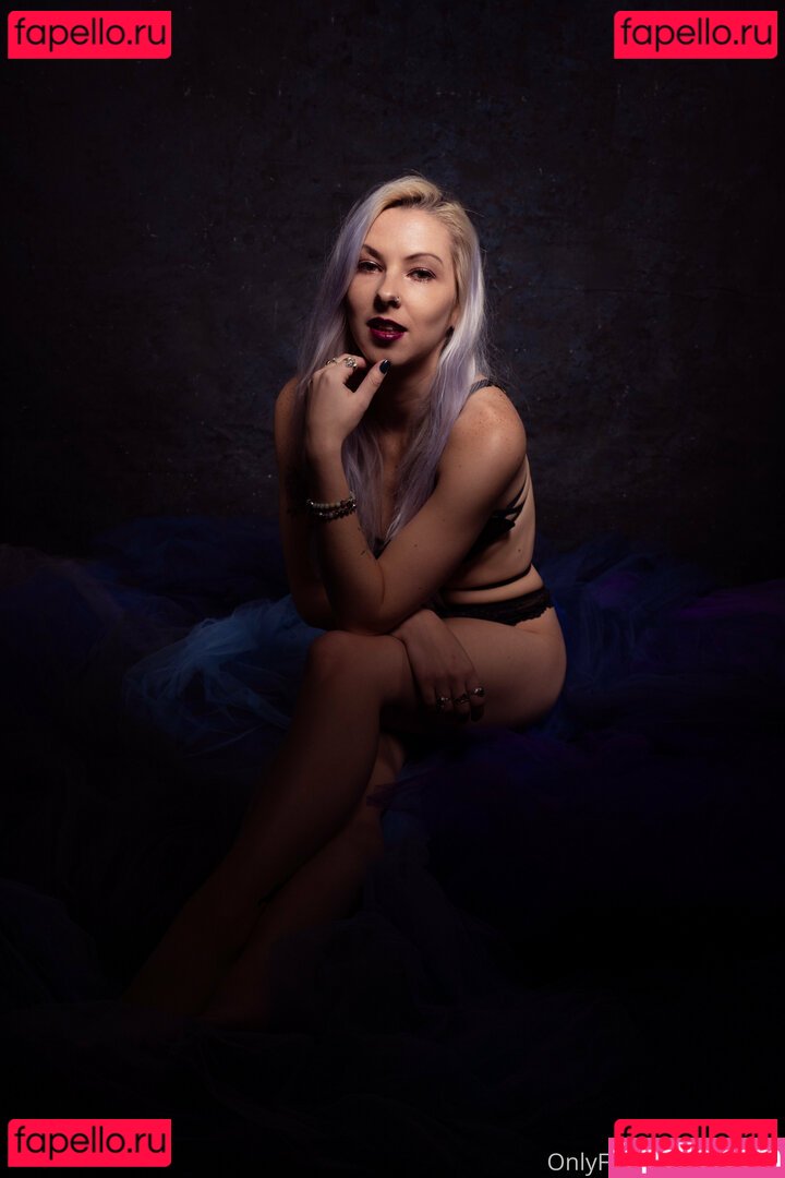 leavixx / leavixx_ Nude Onlyfans Photo 37