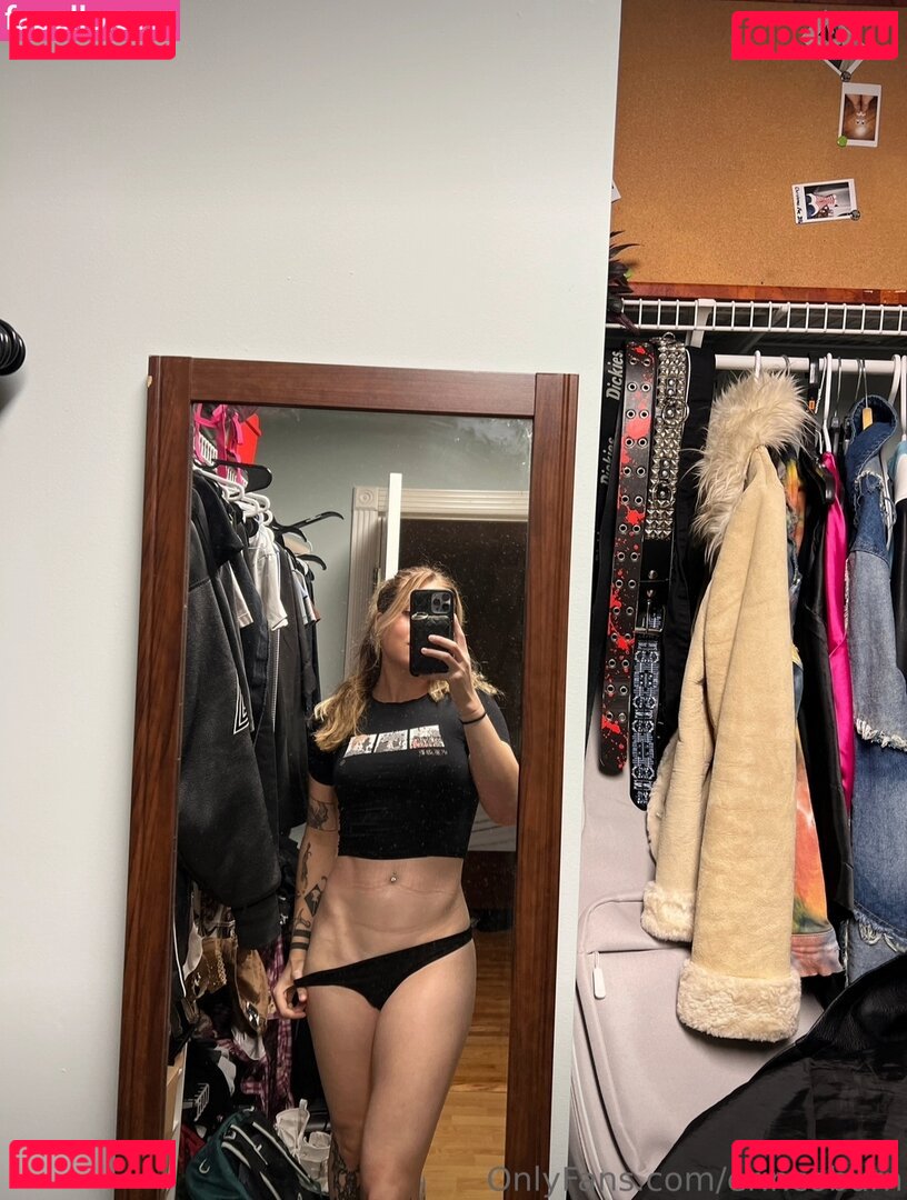 Erin Coburn / coburnofficial / erincoburn Onlyfans Photo Gallery 