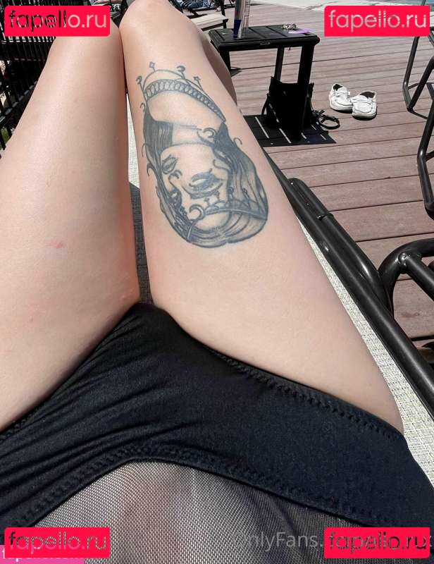 Flux / ts_flux Onlyfans Photo Gallery 