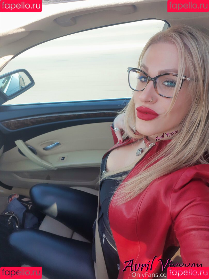 avrilvixxxen Nude Onlyfans Photo 48