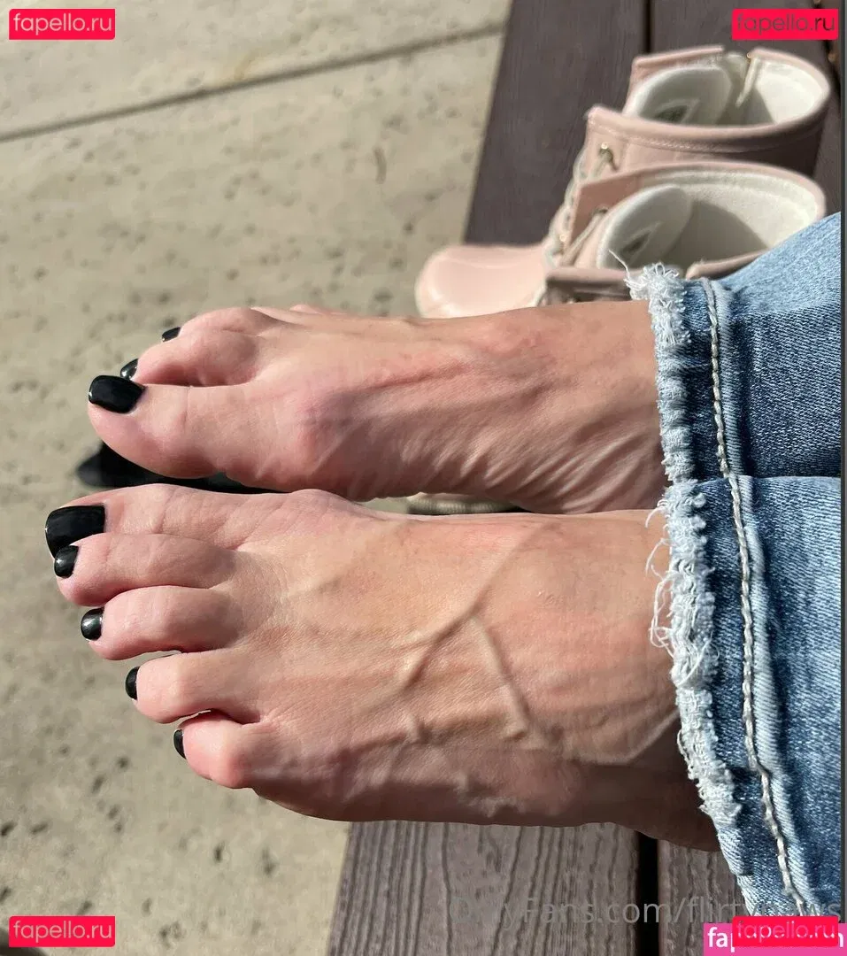 flirtypaws Onlyfans Photo Gallery 