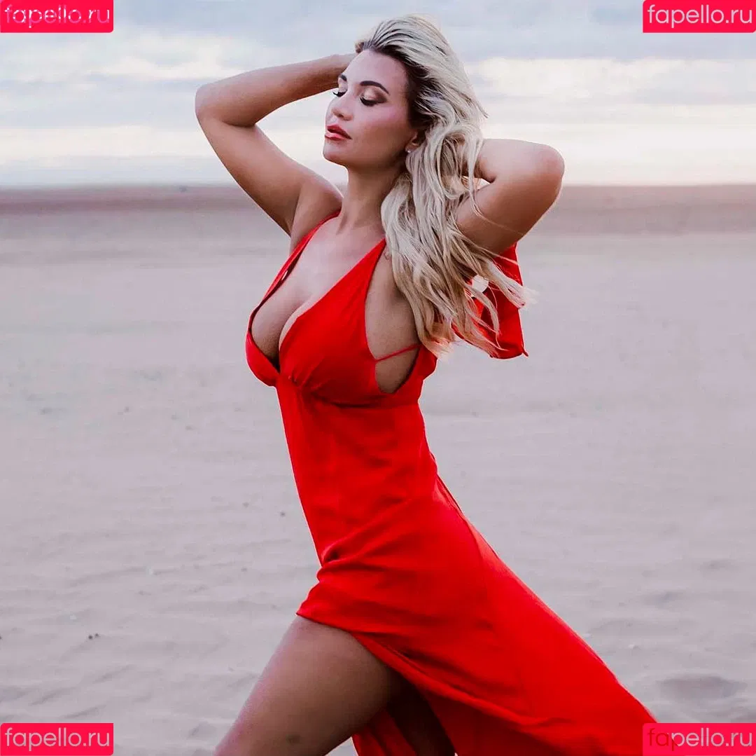 Christine McGuinness Onlyfans Photo Gallery 