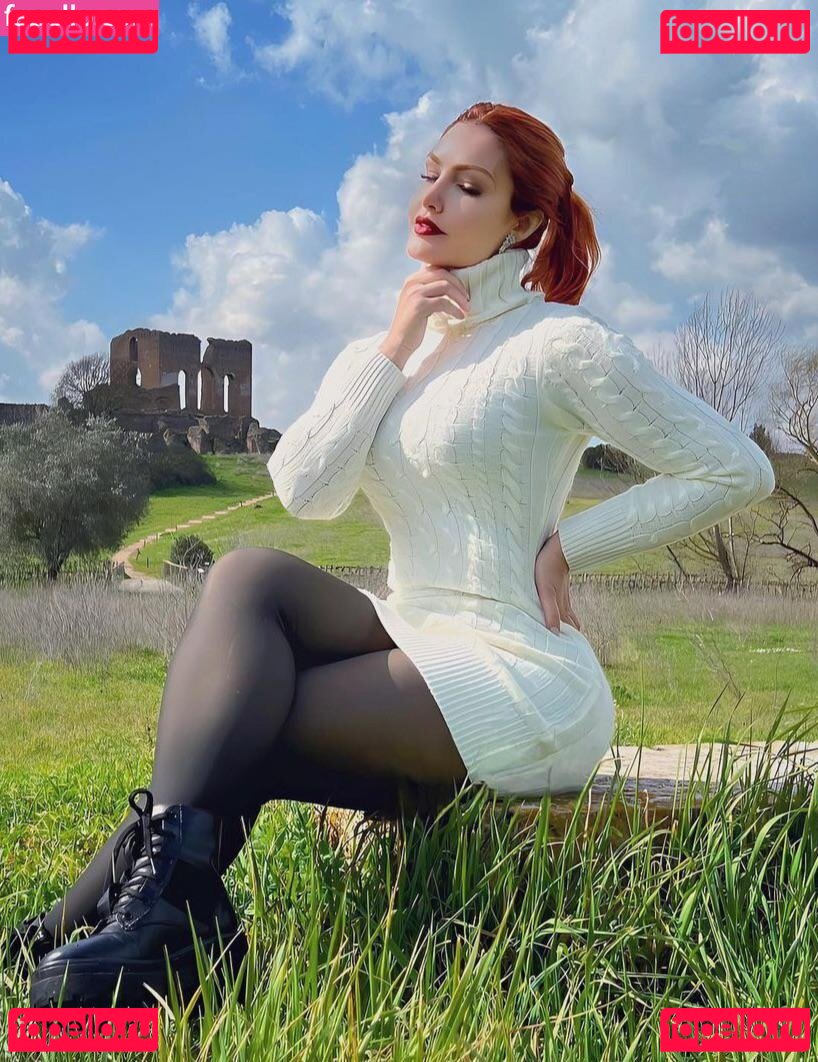 Mari Alvarenga / alvarenga.mda Onlyfans Photo Gallery 