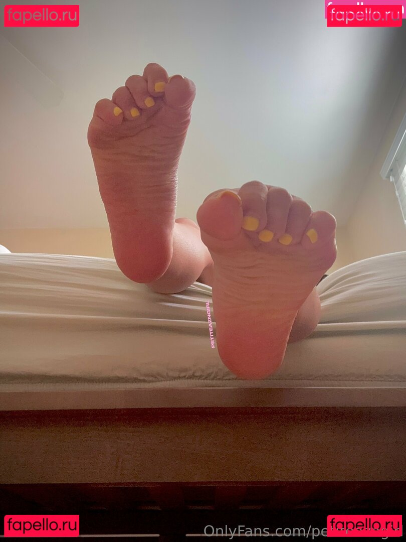 petiteazngirl Nude Onlyfans Photo 3