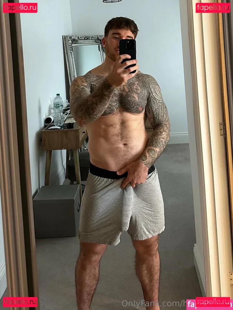 hatts17 Onlyfans Photo Gallery 