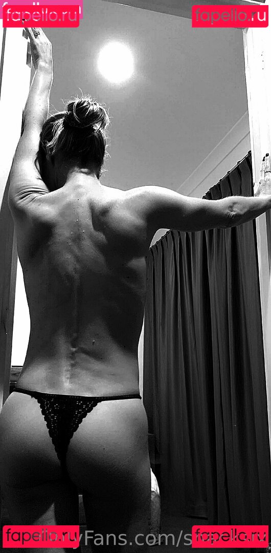 snacks215 / snacksixfree Onlyfans Photo Gallery 