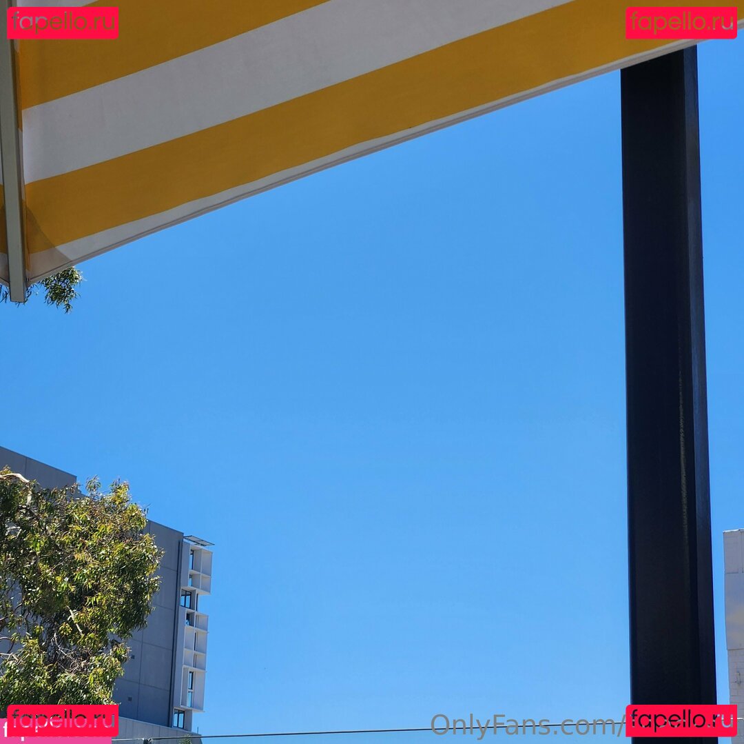 snacks215 / snacksixfree Onlyfans Photo Gallery 