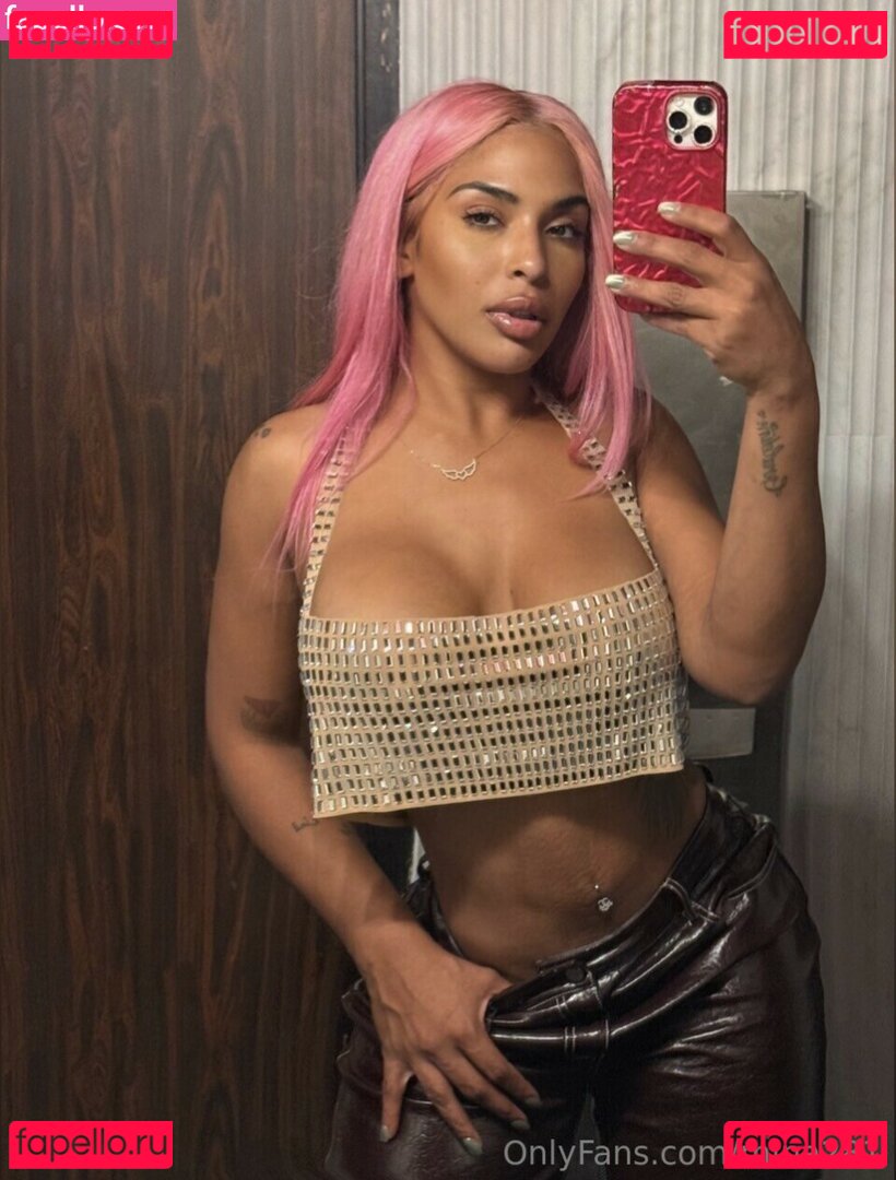 J281m / Mina Darling / mina281 Onlyfans Photo Gallery 