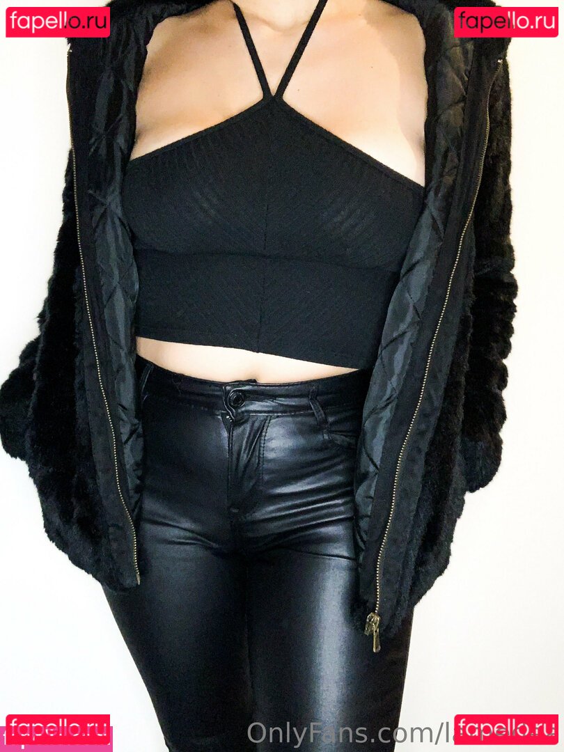 lamedea / medeasisters Onlyfans Photo Gallery 