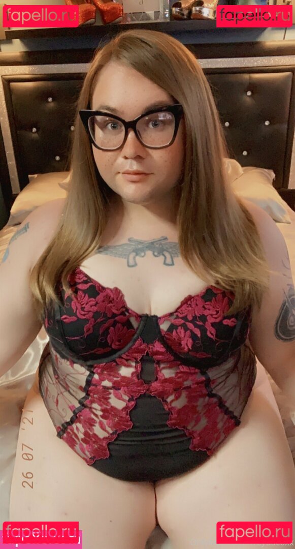 chubbytsitgirl / freydacoxx Onlyfans Photo Gallery 