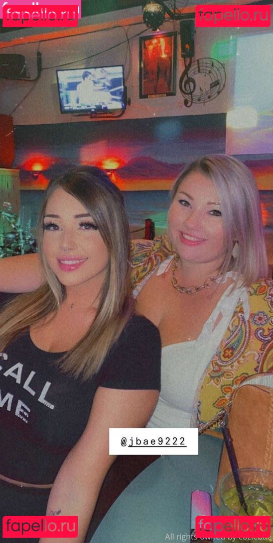 Coziebae / ccoziesugar_ / teeenybop Onlyfans Photo Gallery 