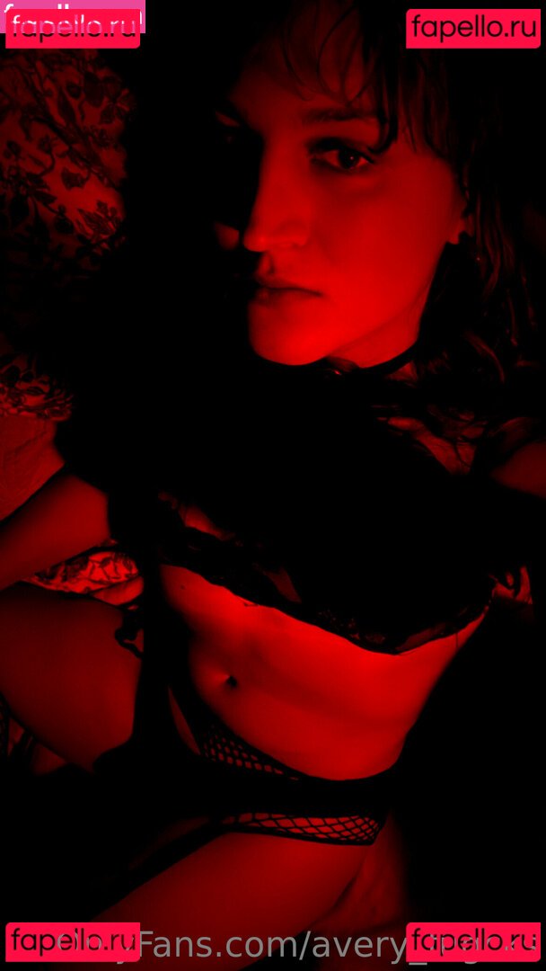 mira_blush / theonlymirablush Onlyfans Photo Gallery 