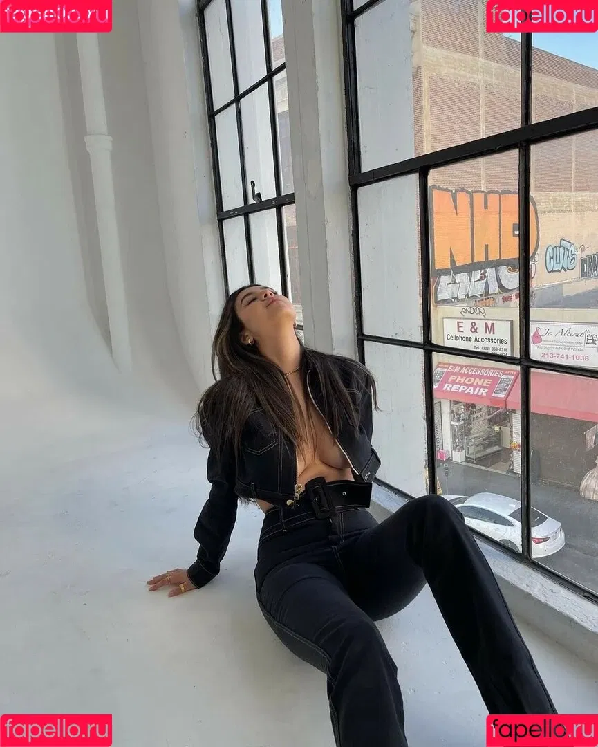 saraecheagaray Onlyfans Photo Gallery 