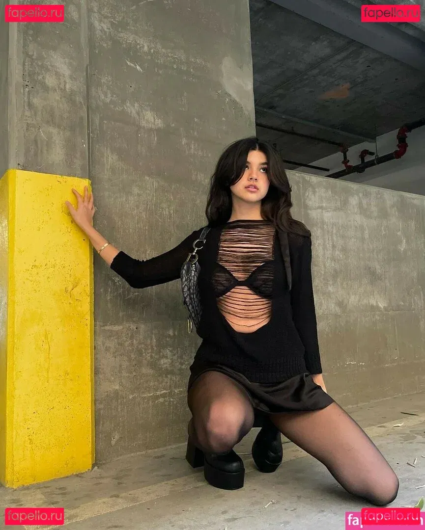 saraecheagaray Onlyfans Photo Gallery 