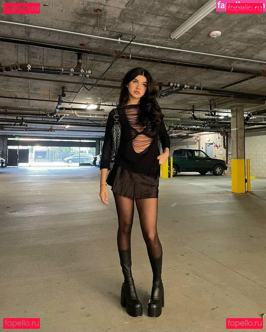 saraecheagaray Onlyfans Photo Gallery 