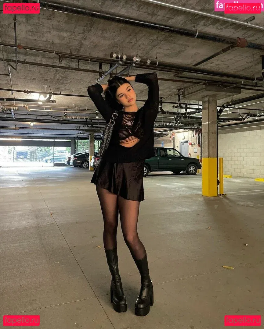 saraecheagaray Onlyfans Photo Gallery 