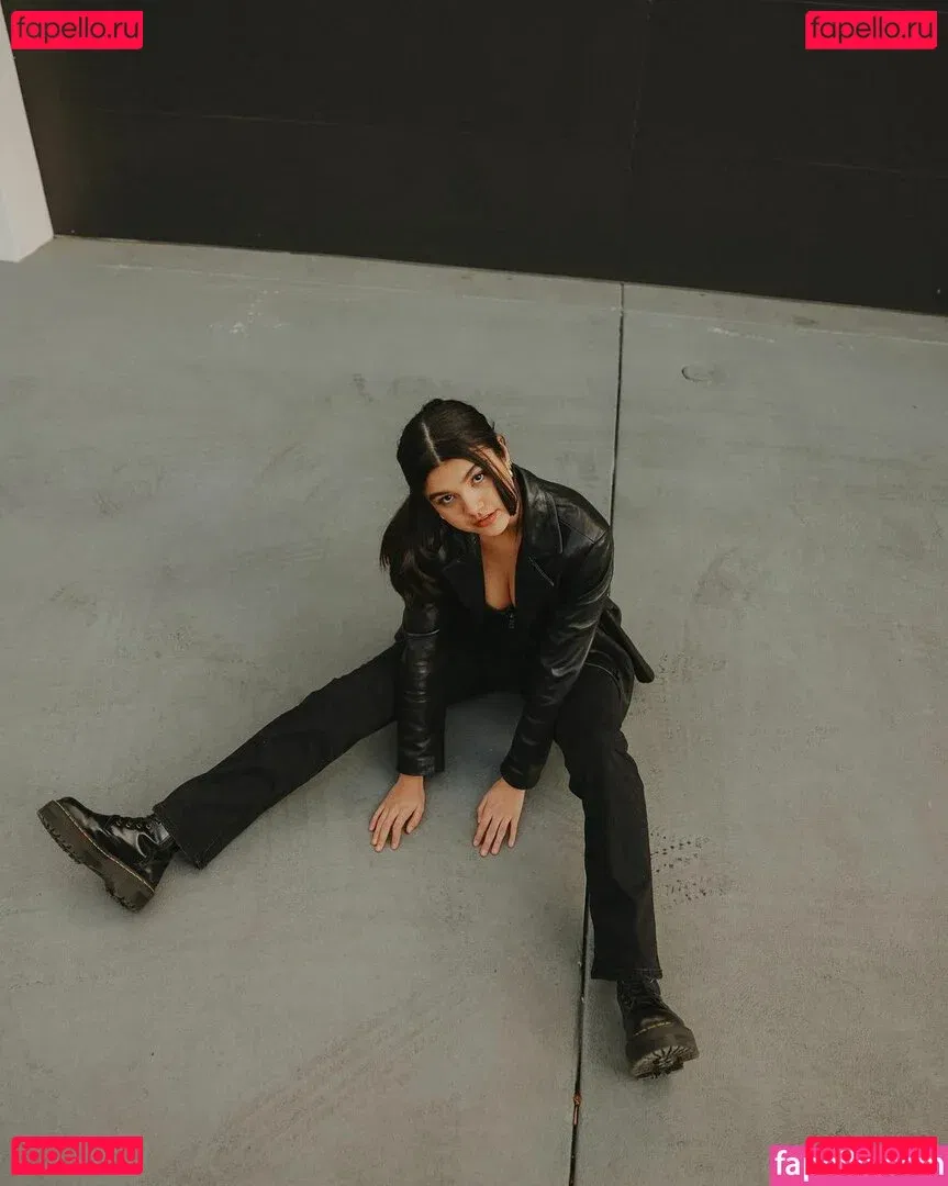 saraecheagaray Onlyfans Photo Gallery 