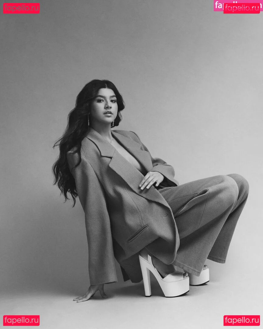 saraecheagaray Onlyfans Photo Gallery 