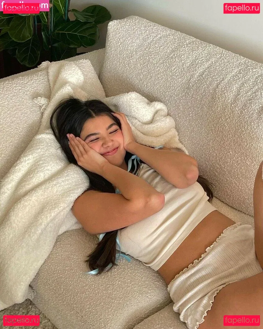 saraecheagaray Onlyfans Photo Gallery 