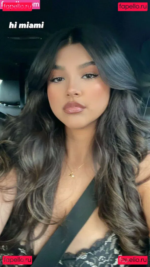 saraecheagaray Onlyfans Photo Gallery 