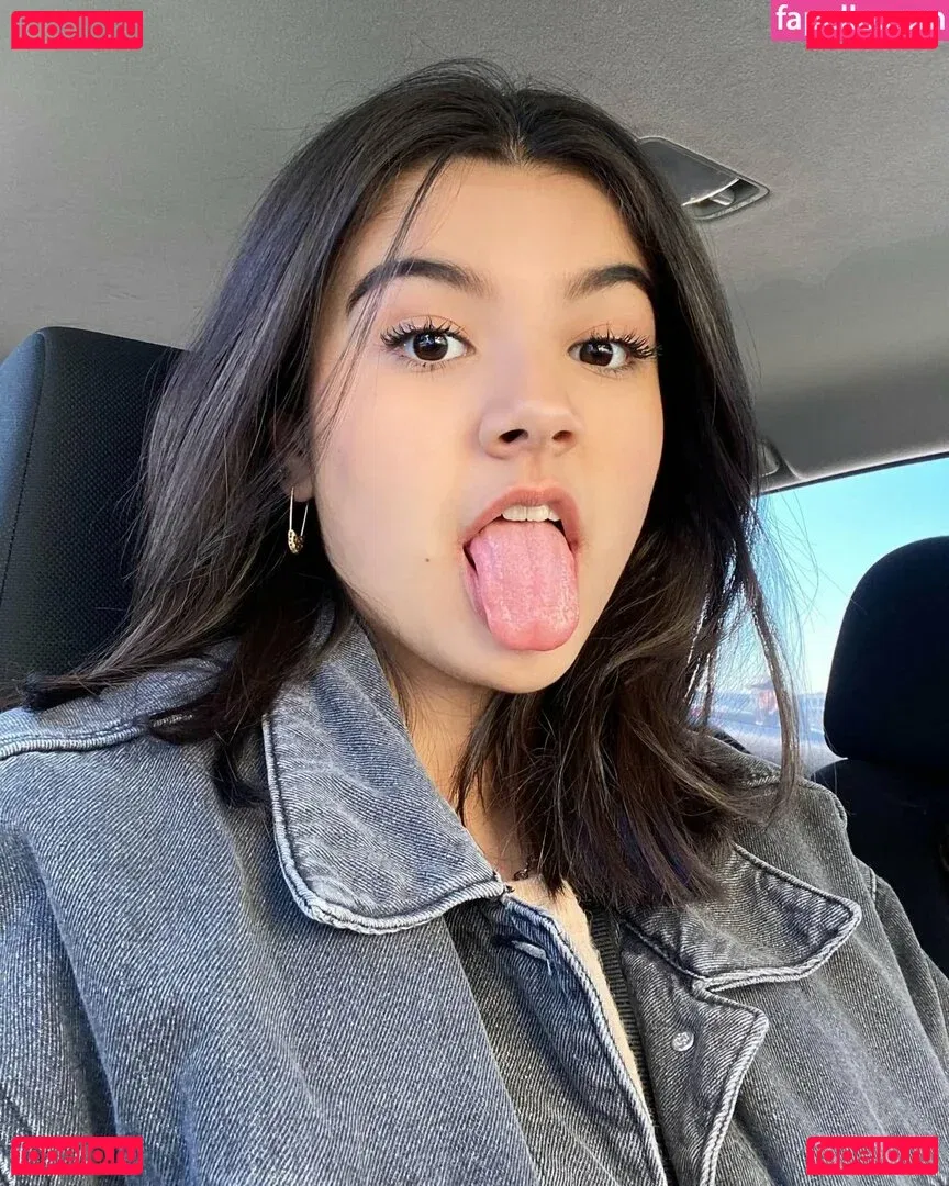 saraecheagaray Onlyfans Photo Gallery 