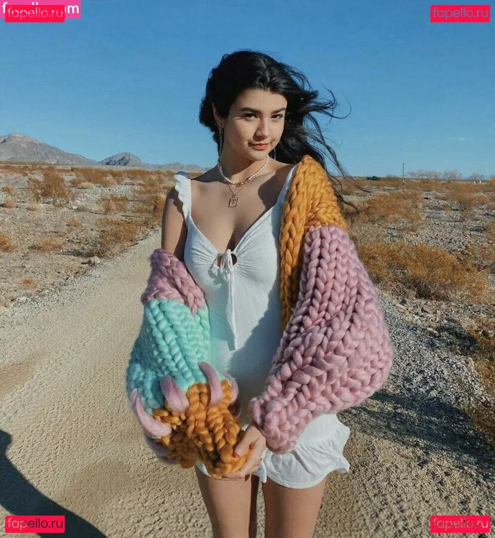 saraecheagaray Onlyfans Photo Gallery 