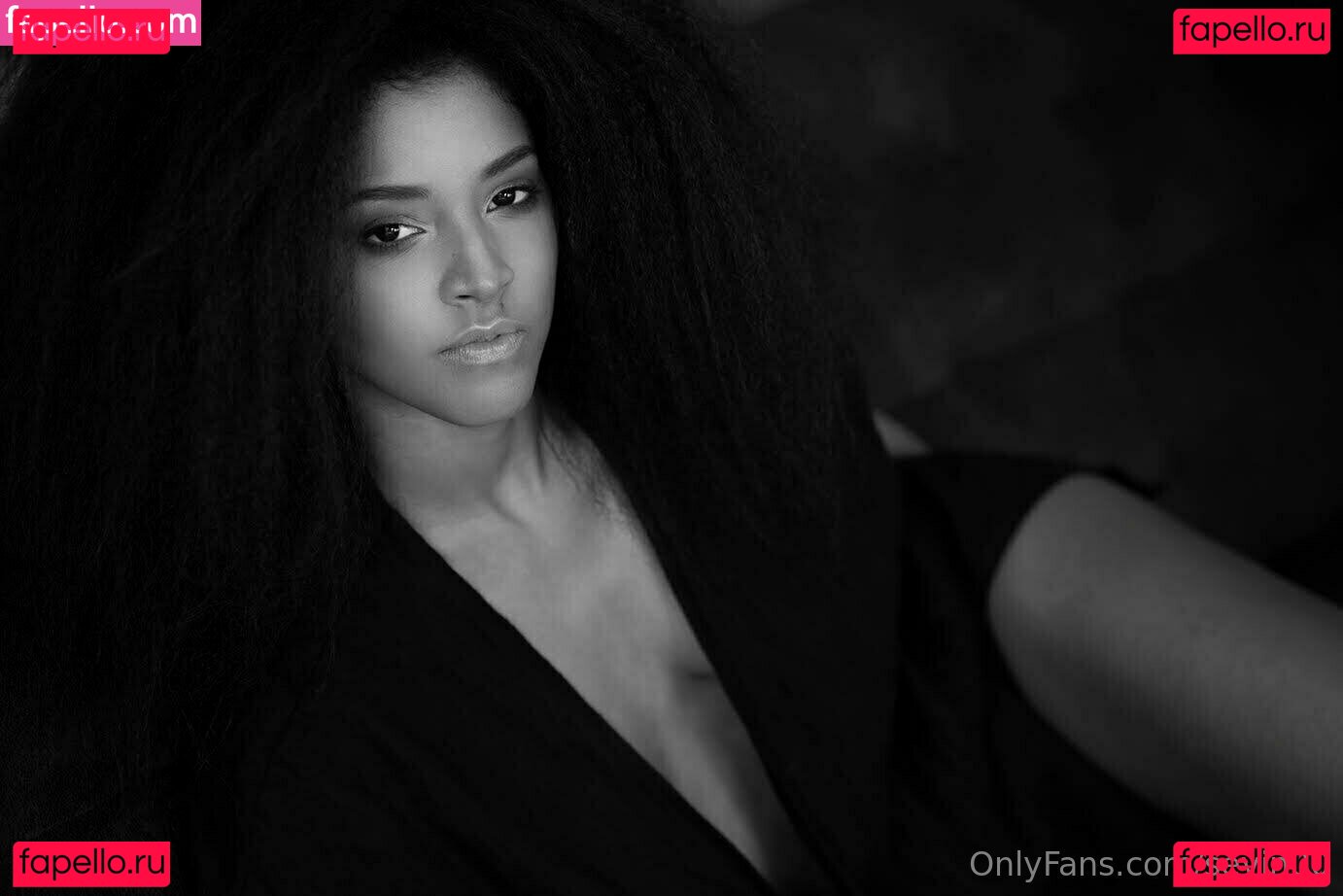 Thalia Bellazecca / kalisrevenge / thaliabellazecca Onlyfans Photo Gallery 