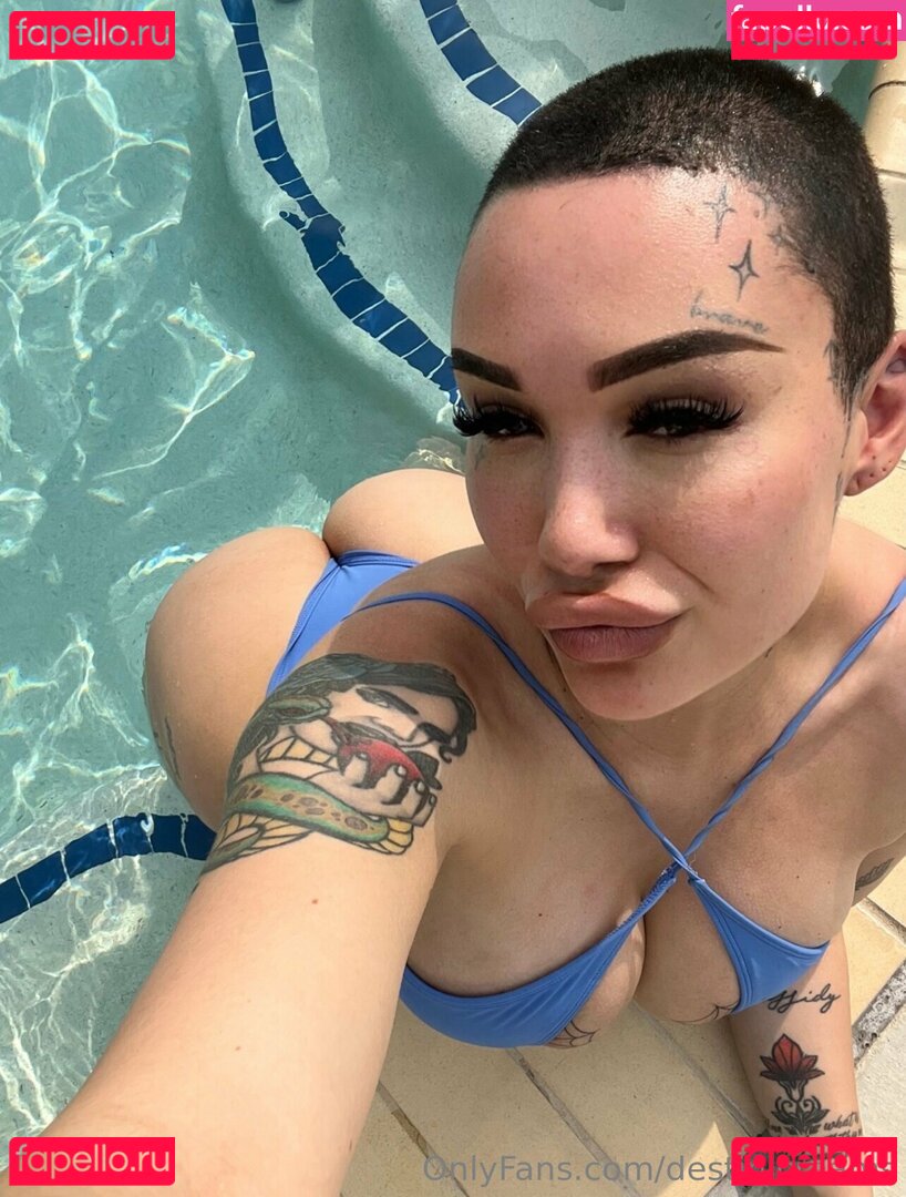 destinicreams / dezistormz Onlyfans Photo Gallery 
