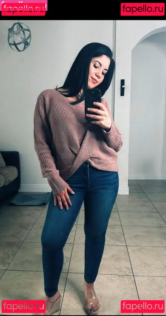 biancaaa90 / bikiki0927 Onlyfans Photo Gallery 