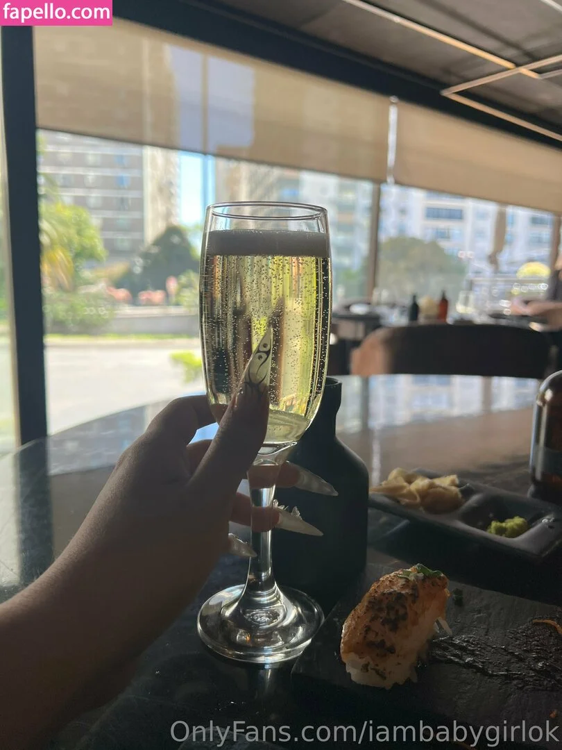 iambabygirlok Onlyfans Photo Gallery 
