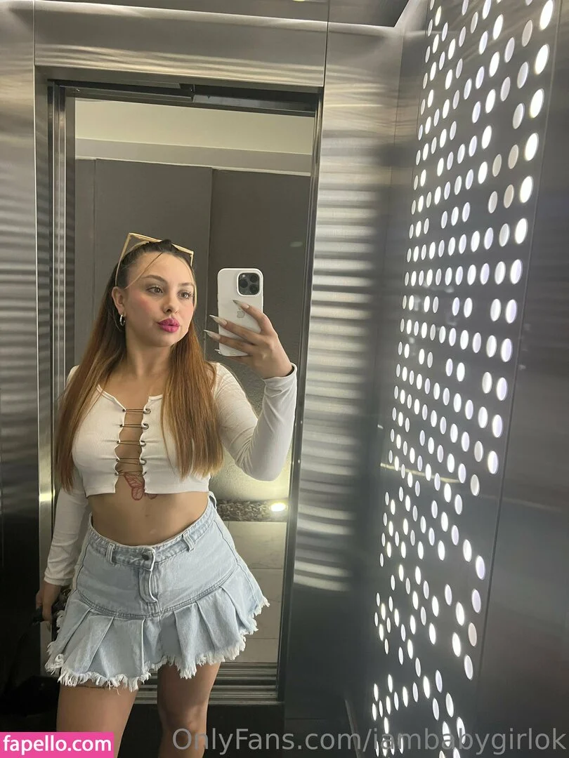 iambabygirlok Onlyfans Photo Gallery 