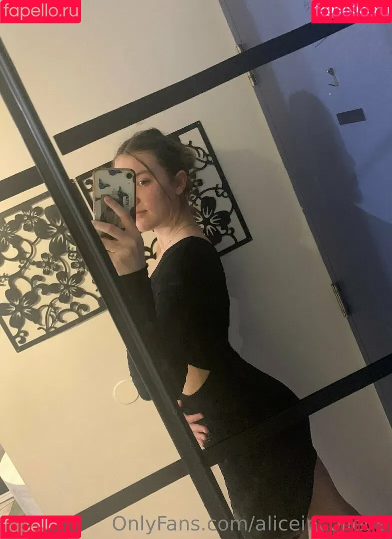 aliceincollege Onlyfans Photo Gallery 