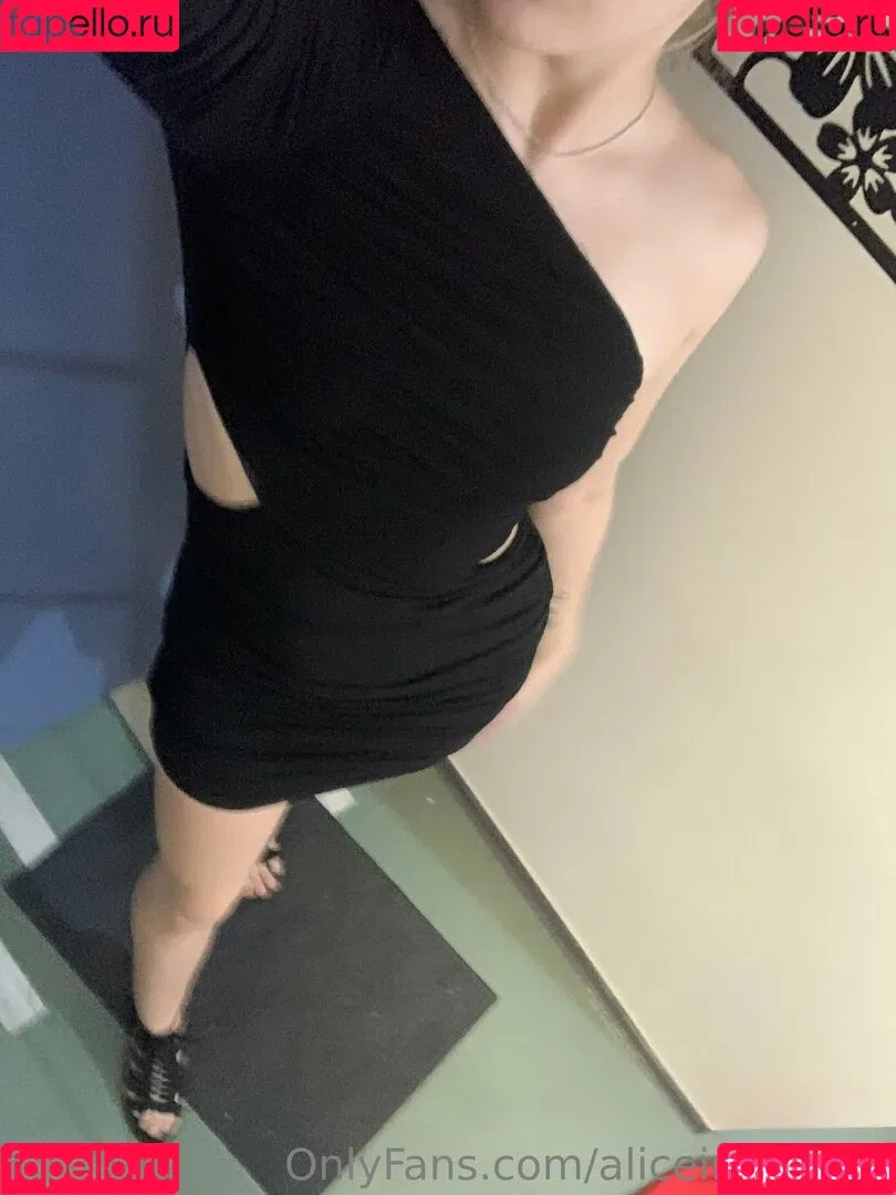 aliceincollege Onlyfans Photo Gallery 