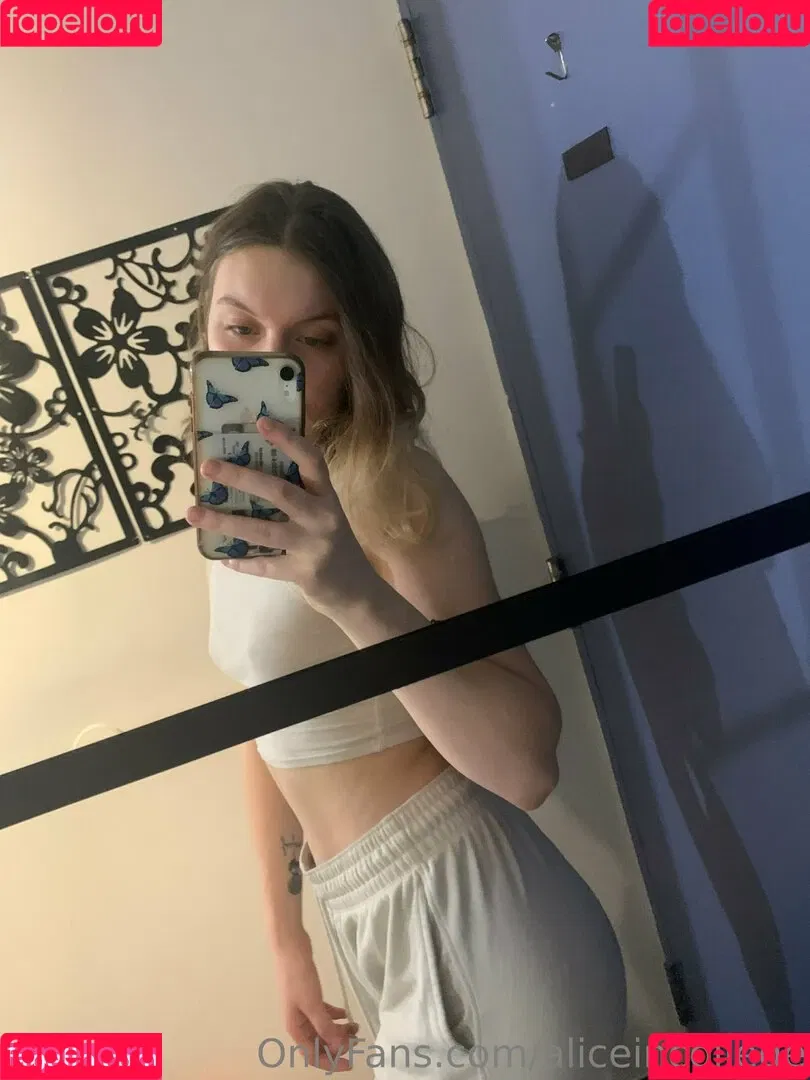 aliceincollege Onlyfans Photo Gallery 