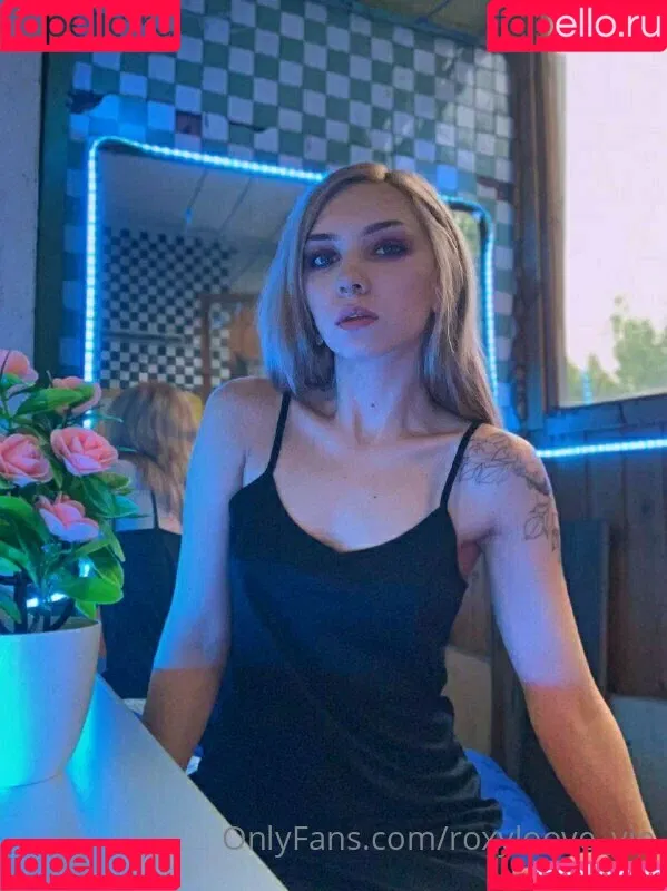 roxyloove_vip Onlyfans Photo Gallery 