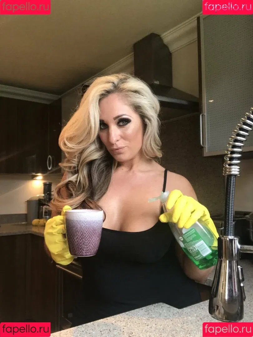 kellie_obrian Onlyfans Photo Gallery 